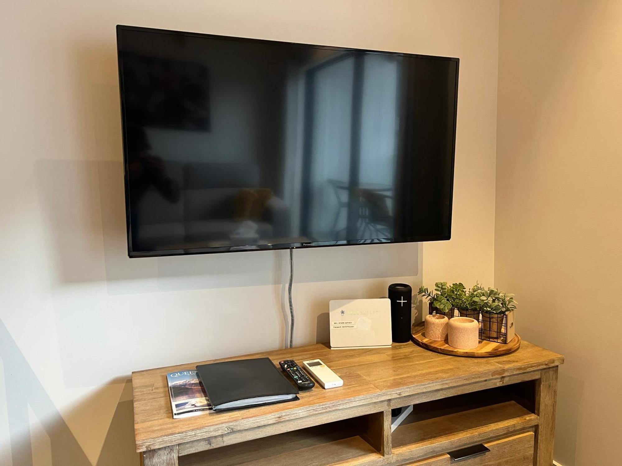 Queenstown Central - Walk To Town - Free Parking - Wifi And Smart Tv - Gym Eksteriør billede